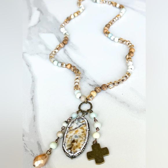 Emma Necklace In Amazonite And Jasper - Picture 2 of 3